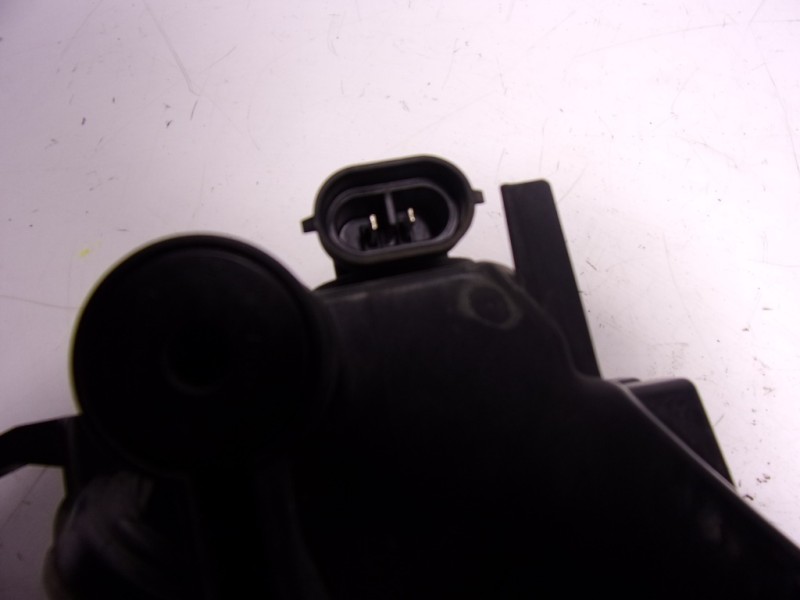 Recambio de faro antiniebla izquierdo para ford mondeo turn. 2.0 tdci cat referencia OEM IAM 1874688  