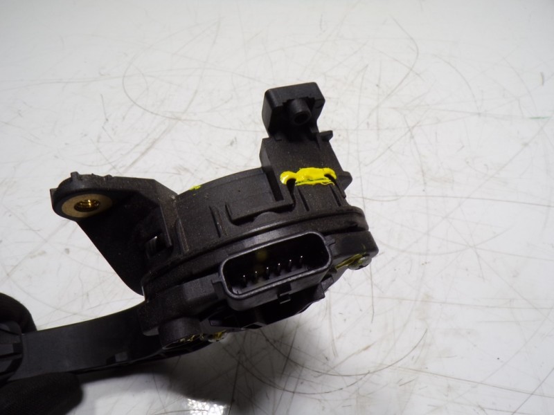Recambio de potenciometro pedal para dacia duster ii comfort referencia OEM IAM 180108467R 6PV01290203 