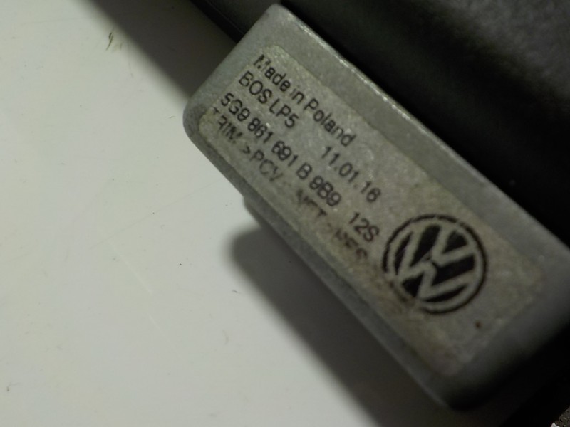 Recambio de bandeja trasera para volkswagen golf vii variant 2.0 tdi referencia OEM IAM 5G9861691B9B9 5G9861691B 