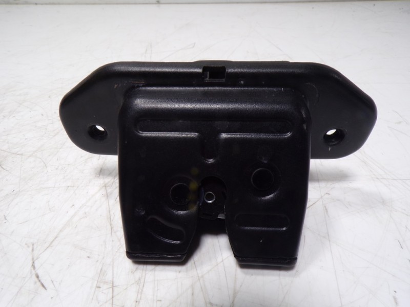 Recambio de cerradura maletero / porton para kia rio (yb) 1.2 cat referencia OEM IAM 81230H8000  