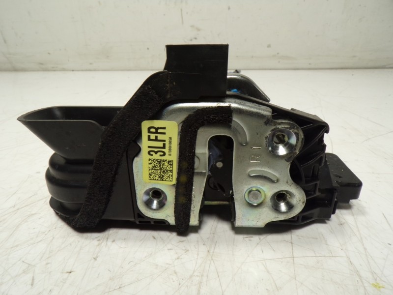 Recambio de cerradura puerta delantera derecha para kia rio (yb) 1.2 cat referencia OEM IAM 81320H8050 81320H8050LC4 