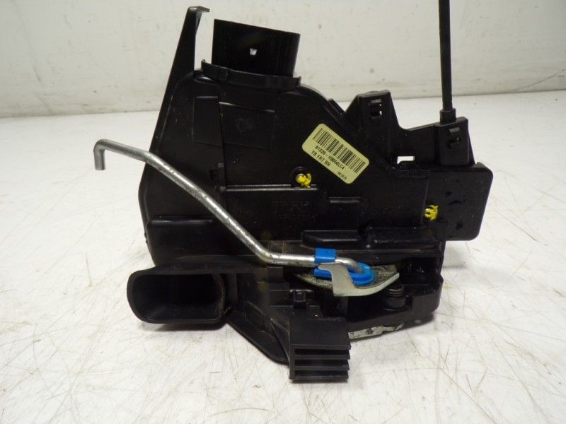 Recambio de cerradura puerta delantera derecha para kia rio (yb) 1.2 cat referencia OEM IAM 81320H8050 81320H8050LC4 