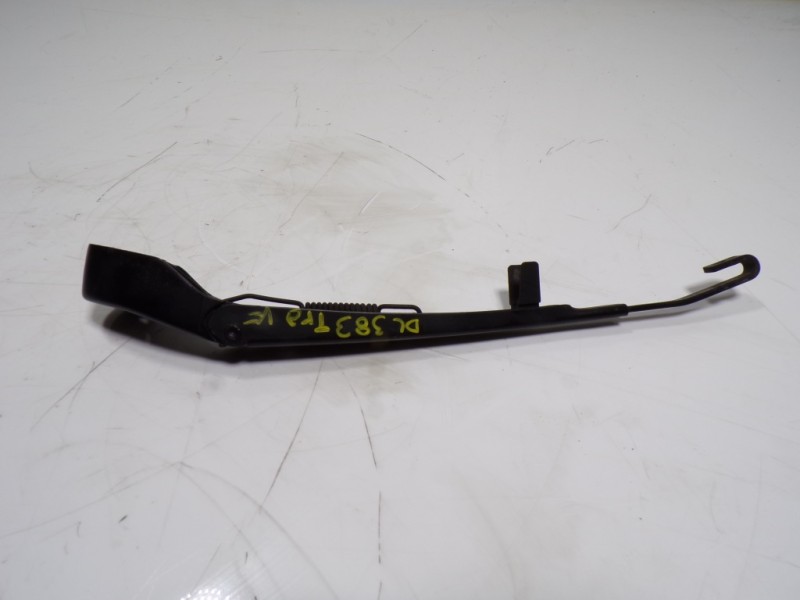 Recambio de brazo limpia trasero para bmw x5 (e53) 3.0 turbodiesel cat referencia OEM IAM 61619449922  