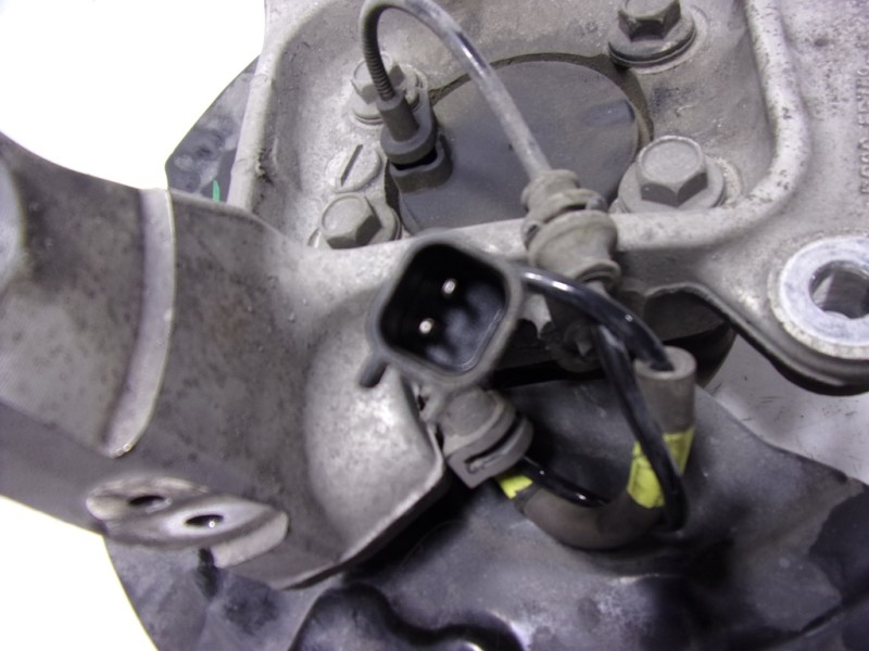 Recambio de mangueta trasera izquierda para ford mondeo turn. 2.0 tdci cat referencia OEM IAM   