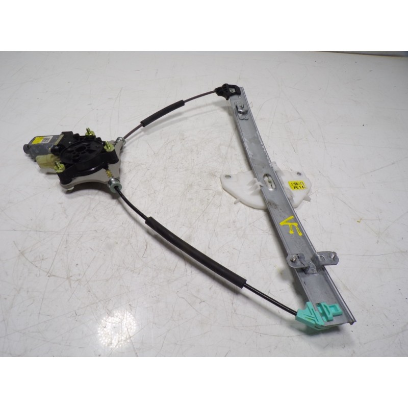 Recambio de elevalunas delantero derecho para kia rio (yb) 1.2 cat referencia OEM IAM 82402H8100 82460H8000 