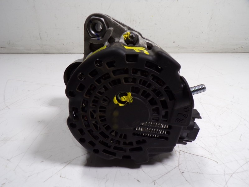 Recambio de alternador para kia ceed 1.0 tgdi cat referencia OEM IAM  3730007450 
