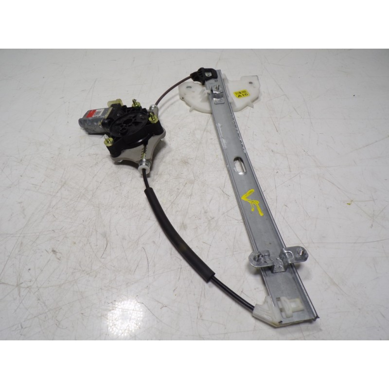 Recambio de elevalunas trasero derecho para kia rio (yb) 1.2 cat referencia OEM IAM 83402H8100 83460H8000 