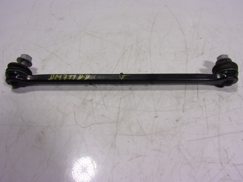 Recambio de tirante delantero derecho para toyota yaris 1.5 vvti hev referencia OEM IAM   