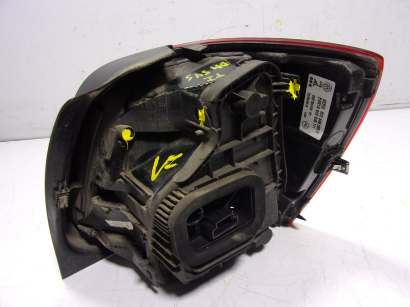 Recambio de piloto trasero izquierdo para volkswagen polo (6c1) 1.2 tsi referencia OEM IAM 6C0945095K 6C0945095F 