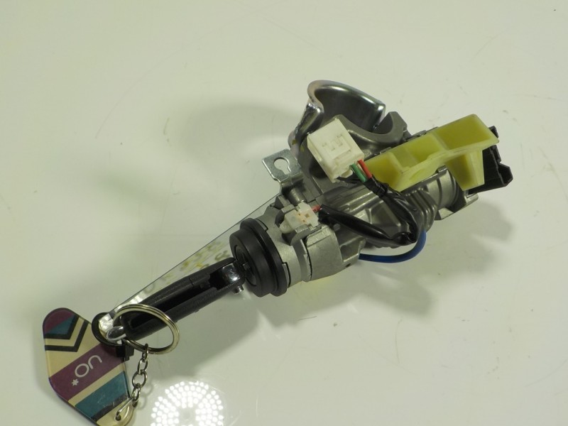 Recambio de antirrobo para hyundai i20 1.2 16v cat referencia OEM IAM 81910C7500  81900C7G00