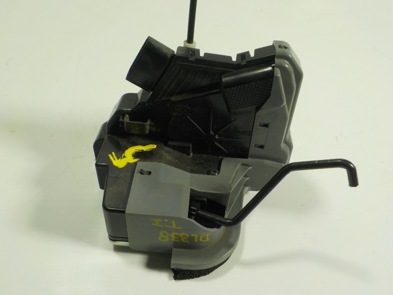 Recambio de cerradura puerta trasera izquierda para hyundai i20 1.2 16v cat referencia OEM IAM 81410C8020  