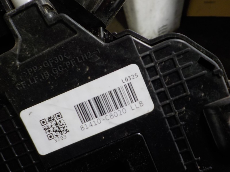 Recambio de cerradura puerta trasera izquierda para hyundai i20 1.2 16v cat referencia OEM IAM 81410C8020  