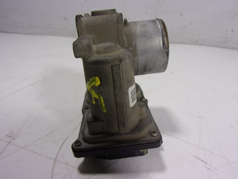 Recambio de caja mariposa para renault twingo iii 1.0 sce referencia OEM IAM  4K2801906 