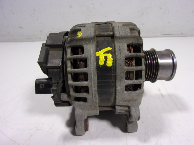 Recambio de alternador para volkswagen polo (6c1) 1.2 tsi referencia OEM IAM 04C903023L 04C903023L 