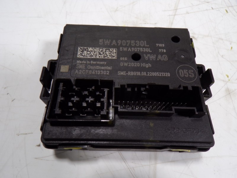 Recambio de modulo electronico para cupra leon sportstourer (kl8) vz 2.0 tsi 4drive referencia OEM IAM 5WA907530L 5WA907530L 