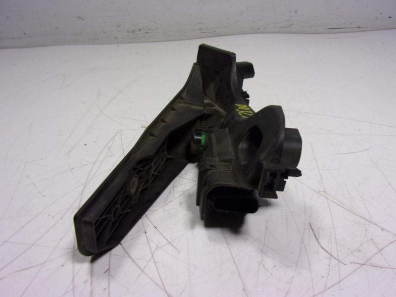 Recambio de potenciometro pedal para volkswagen caddy furgón/kombi 2.0 tdi referencia OEM IAM 2K5723503A 2K5723503A 