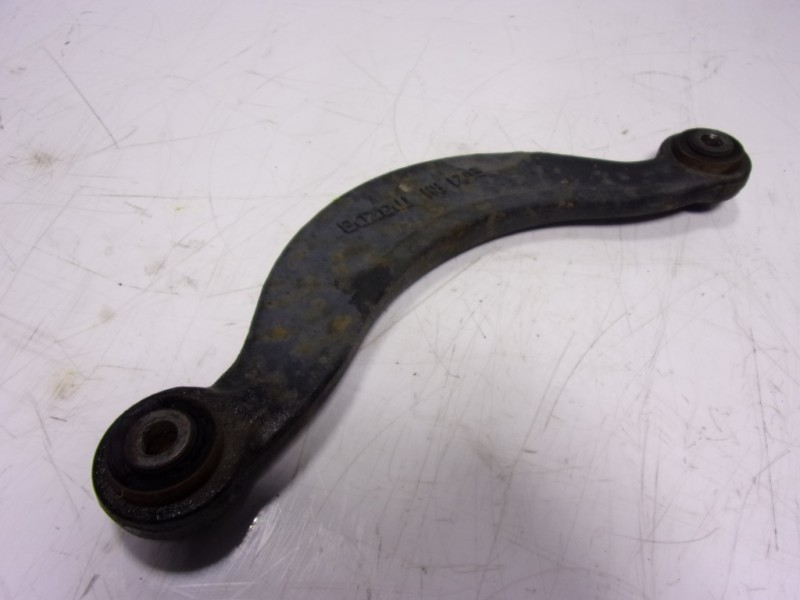 Recambio de brazo suspension superior trasero derecho para mazda cx-7 (er) 2.2 turbodiesel cat referencia OEM IAM   