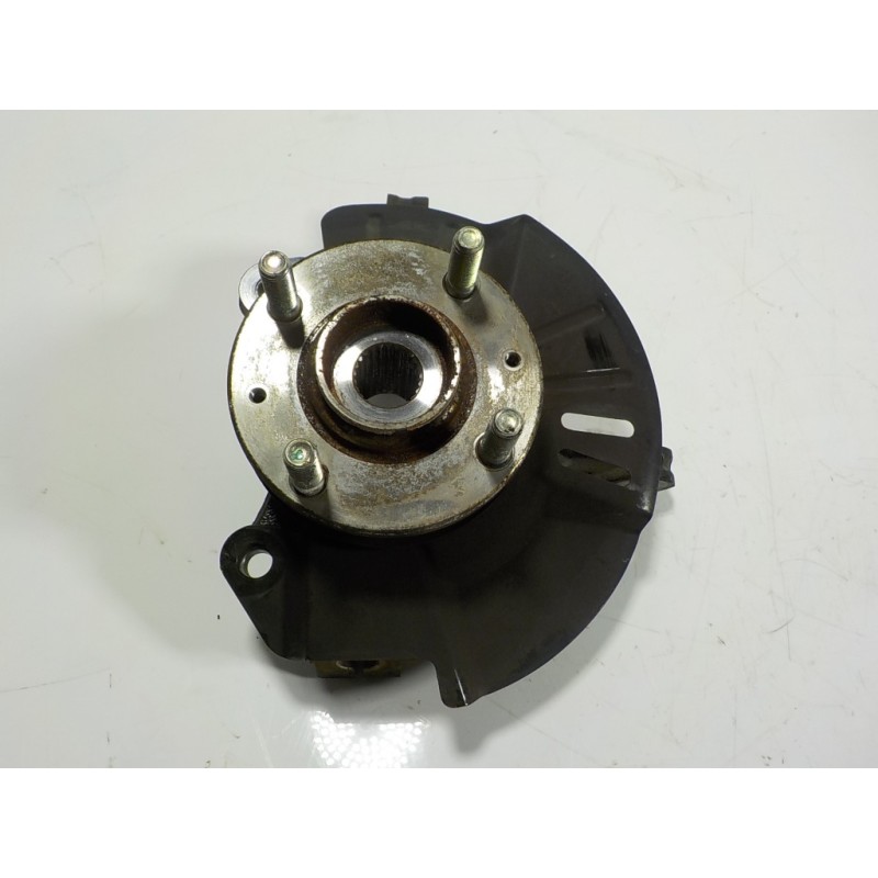 Recambio de mangueta delantera izquierda para kia rio (yb) 1.2 cat referencia OEM IAM 51715H8000  51750H8000