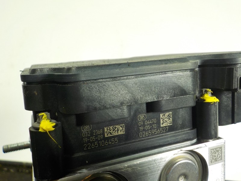 Recambio de abs para renault clio iv 0.9 tce referencia OEM IAM 476607694R 476601842R 