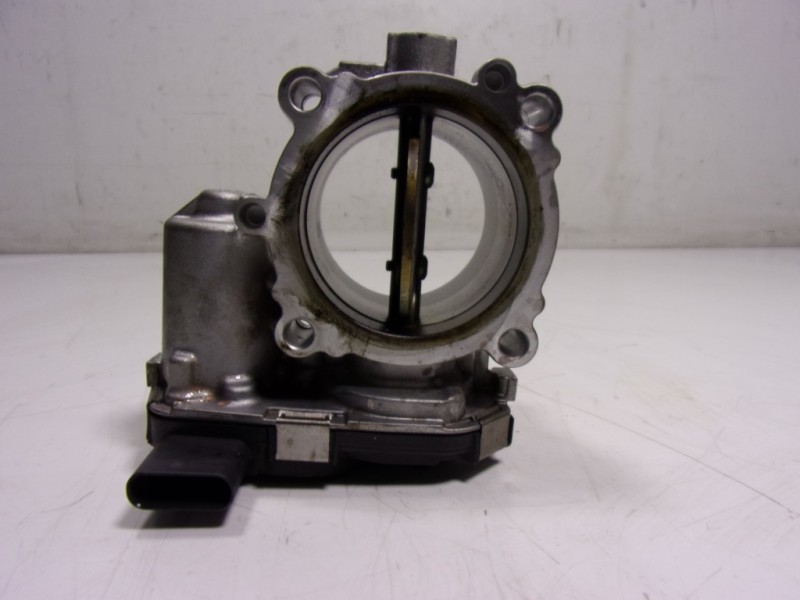 Recambio de caja mariposa para land rover new discovery l462 3.0 d referencia OEM IAM LR125519 K6D39F991AA 