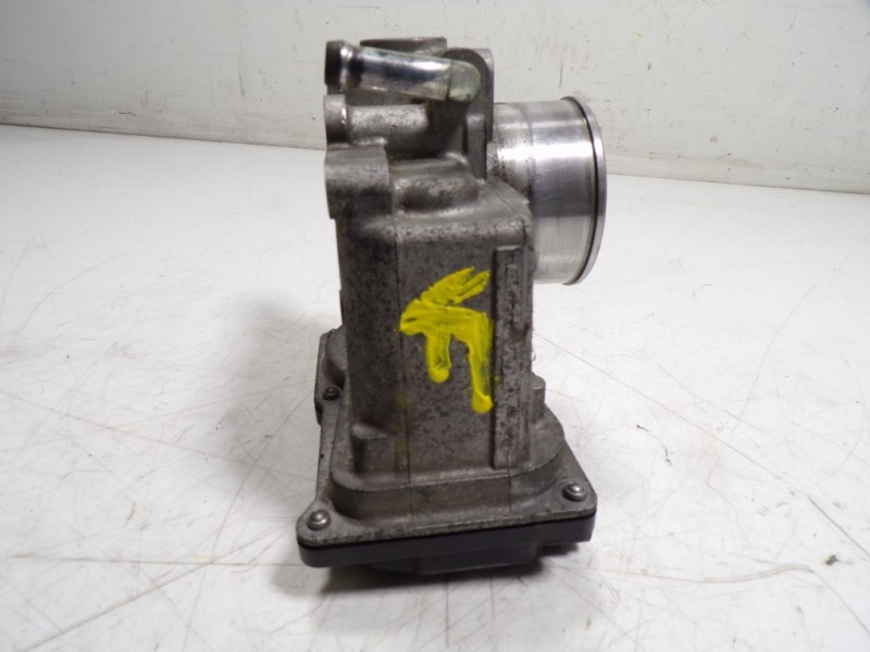 Recambio de caja mariposa para mazda cx-7 (er) 2.2 turbodiesel cat referencia OEM IAM R2AA136B0 0017111M30 