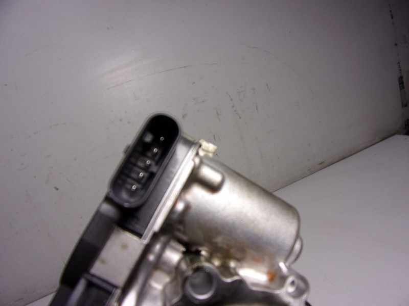 Recambio de caja mariposa para land rover new discovery l462 3.0 d referencia OEM IAM LR125519 K6D39F991AA 