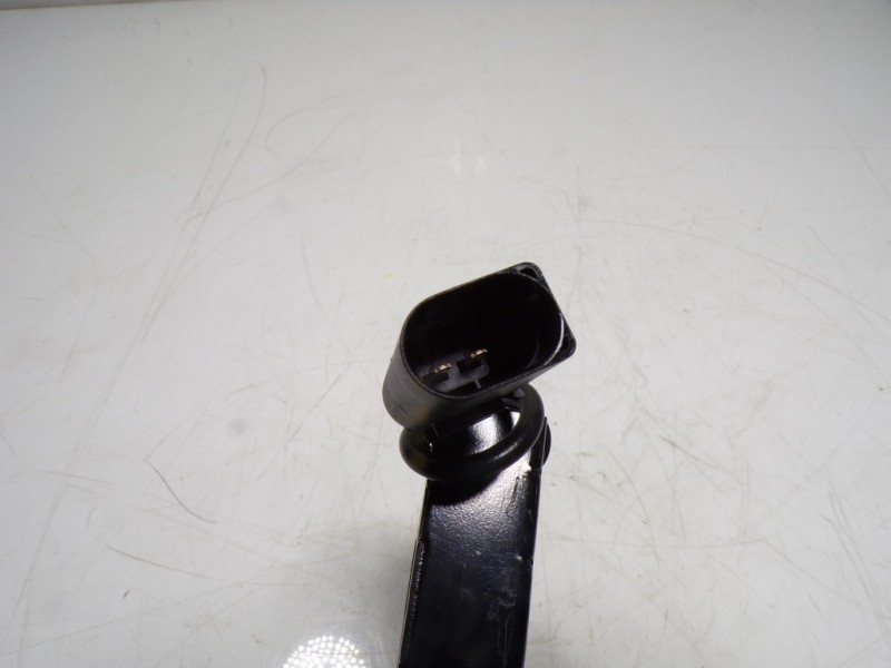 Recambio de cerradura capot para seat leon sportstourer (kl8) fr referencia OEM IAM 4K0823509A 4K082350904S 