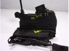 Recambio de cerradura puerta trasera izquierda para renault twingo iii 1.0 sce referencia OEM IAM  825033289R  2