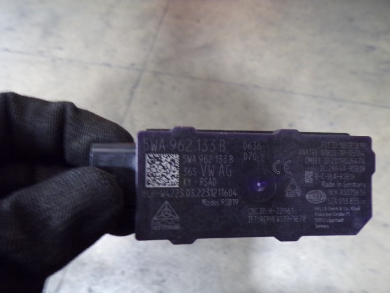 Recambio de modulo electronico para cupra leon sportstourer (kl8) vz 2.0 tsi 4drive referencia OEM IAM 5WA962133B 5WA962133B 