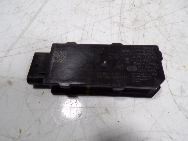 Recambio de modulo electronico para cupra leon sportstourer (kl8) vz 2.0 tsi 4drive referencia OEM IAM 5WA962133B 5WA962133B 