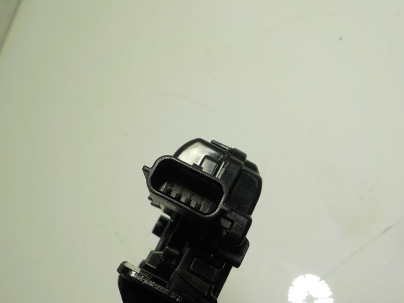 Recambio de cerradura maletero / porton para renault clio iv 0.9 tce referencia OEM IAM 905039428R 905039428R 