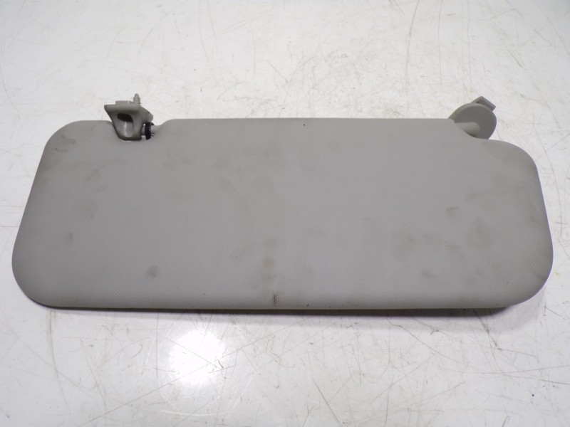 Recambio de parasol izquierdo para kia rio (yb) 1.2 cat referencia OEM IAM 85210H8060BF3  
