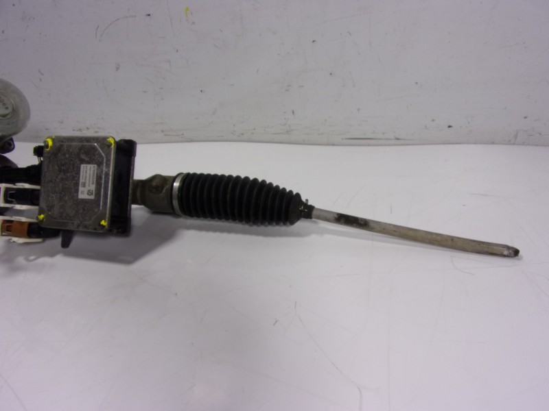 Recambio de cremallera direccion para renault twingo iii 1.0 sce referencia OEM IAM  6700003206 