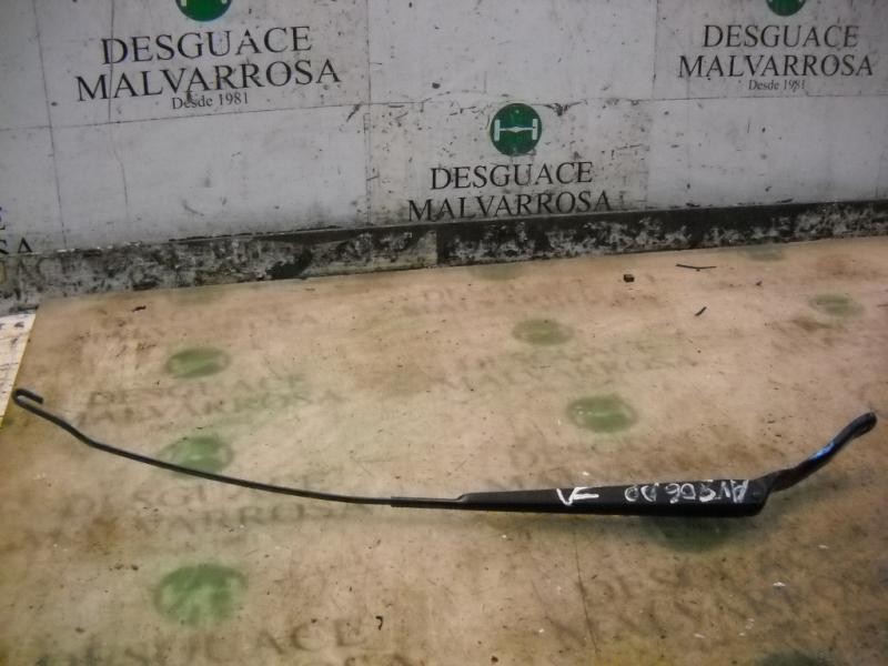 Recambio de brazo limpia delantero derecho para ford fiesta (cbk) trend referencia OEM IAM   