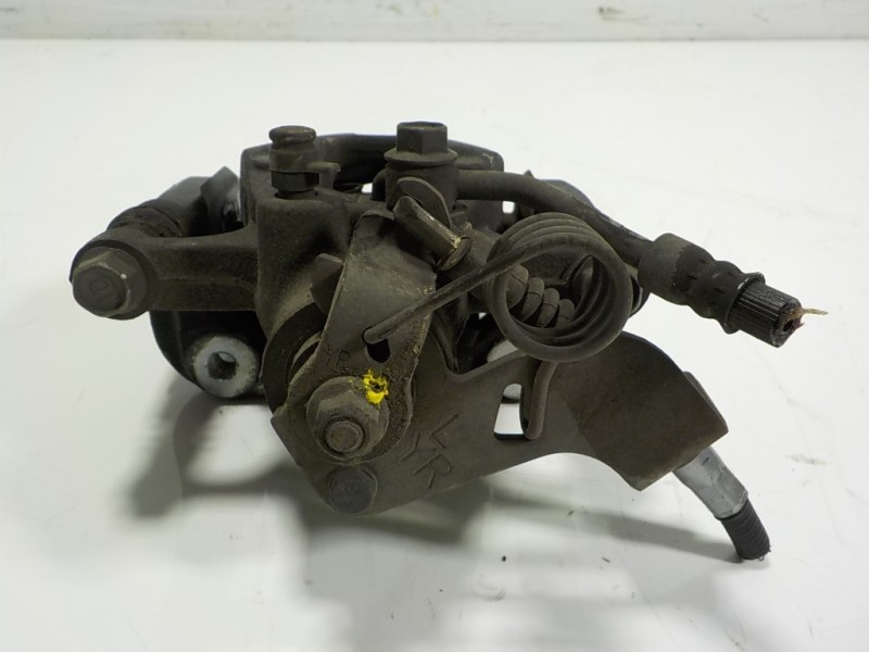 Recambio de pinza freno trasera derecha para kia rio (yb) 1.2 cat referencia OEM IAM 58311H8A05  