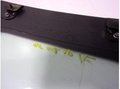 Recambio de cristal puerta trasero derecho para renault twingo iii 1.0 sce referencia OEM IAM    2