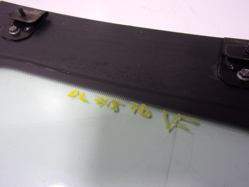 Recambio de cristal puerta trasero derecho para renault twingo iii 1.0 sce referencia OEM IAM   