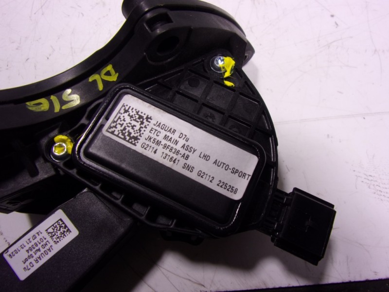 Recambio de potenciometro pedal para land rover new discovery l462 3.0 d referencia OEM IAM LR115124 JK5M9F836AB 