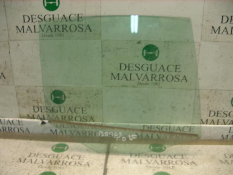 Recambio de cristal puerta trasero derecho para volkswagen golf v berlina (1k1) conceptline (e) referencia OEM IAM 1K6845026B  