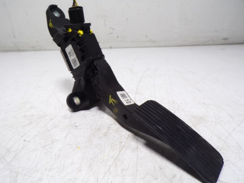 Recambio de potenciometro pedal para kia rio (yb) 1.2 cat referencia OEM IAM 32700F2100 32700XXXXX 