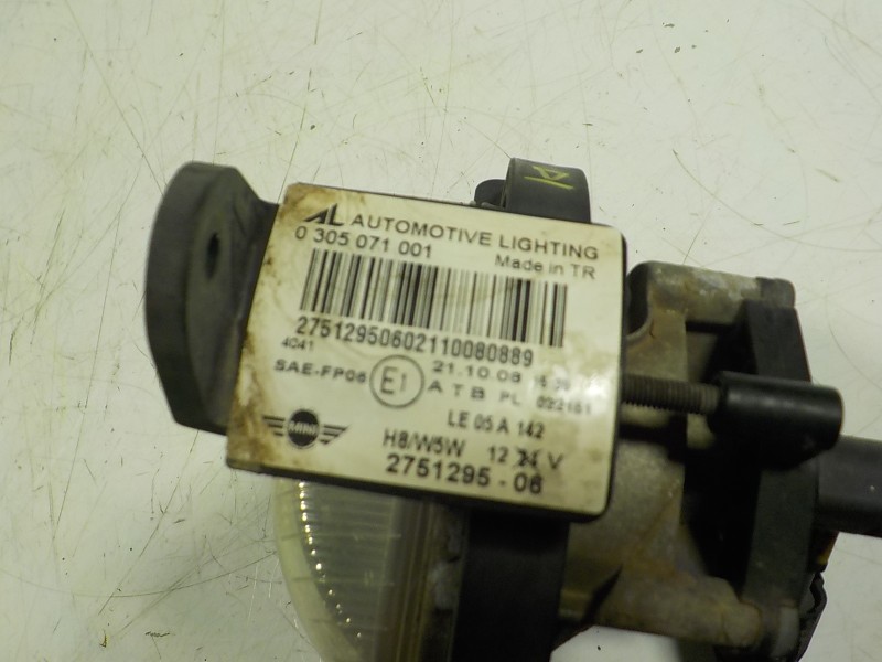 Recambio de faro antiniebla izquierdo para mini mini (r56) 1.4 16v cat referencia OEM IAM  2751295 