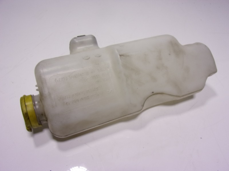 Recambio de deposito limpia para renault twingo iii 1.0 sce referencia OEM IAM  A4538600060 