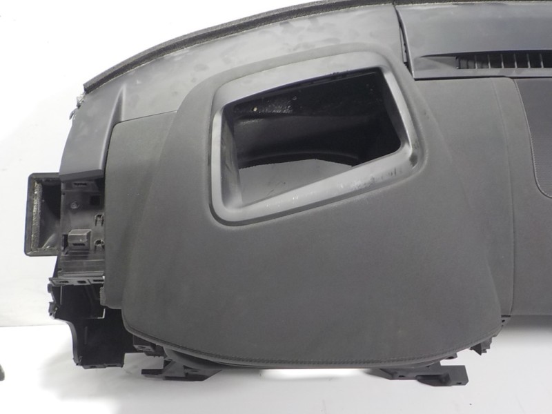 Recambio de salpicadero para land rover new discovery l462 3.0 d referencia OEM IAM LR131137  LR118105