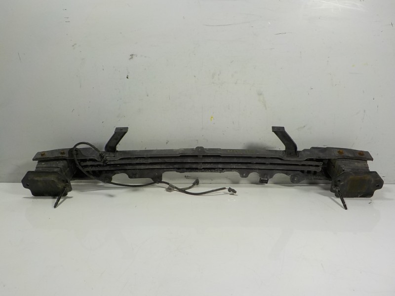 Recambio de refuerzo paragolpes trasero para kia rio (yb) 1.2 cat referencia OEM IAM 86631H8020  