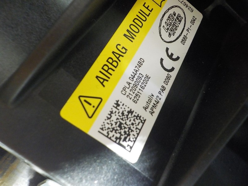 Recambio de salpicadero para land rover new discovery l462 3.0 d referencia OEM IAM LR131137  LR118105