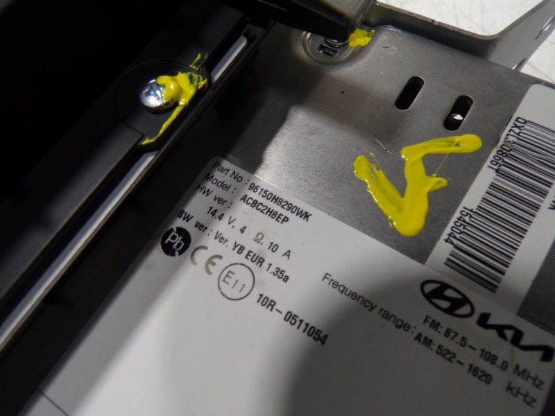 Recambio de sistema audio / radio cd para kia rio (yb) 1.2 cat referencia OEM IAM 96150H8290WK 96150H8290WK 