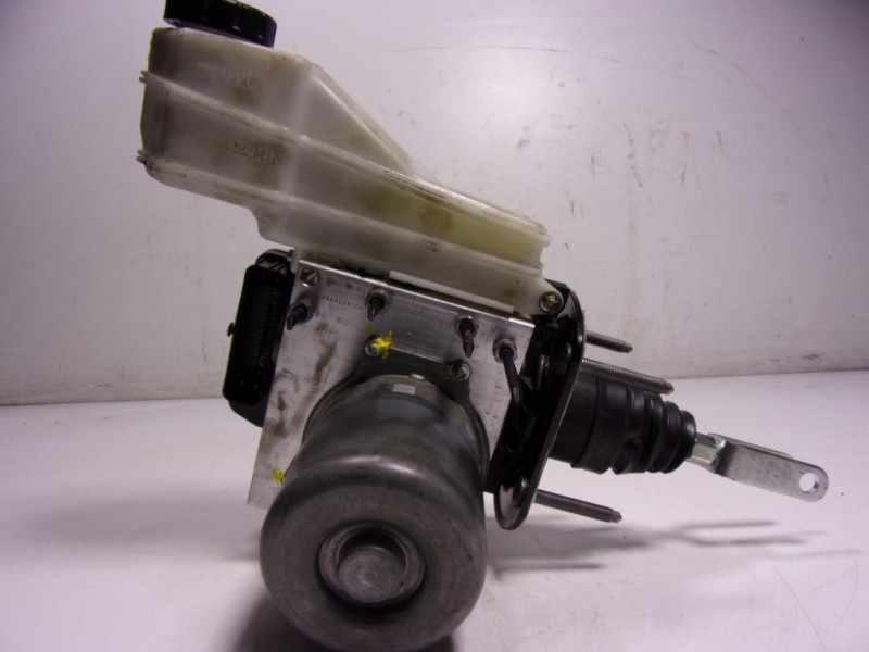 Recambio de servofreno para land rover new discovery l462 3.0 d referencia OEM IAM LR166458 MY422D522AH 