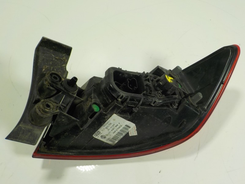 Recambio de piloto trasero izquierdo para renault clio iv 0.9 tce referencia OEM IAM 265553752R 265553752R 