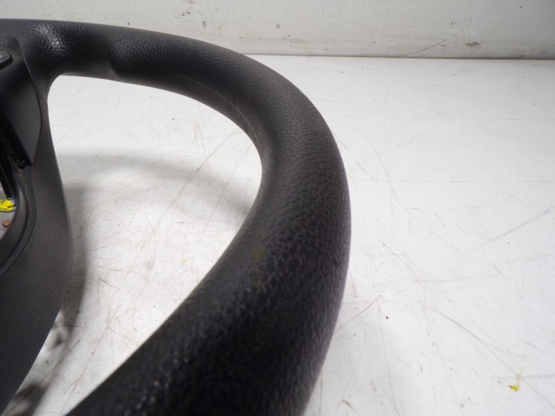 Recambio de volante para kia rio (yb) 1.2 cat referencia OEM IAM 56111H8000WK 56180H8000 