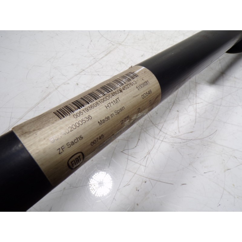 Recambio de amortiguador trasero derecho para fiat 500 l (330) pop star referencia OEM IAM 51936080 51936081 